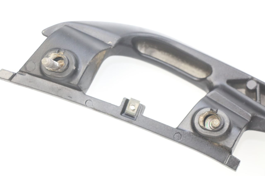 photo de GEPäCKTRäGER YAMASAKI YM T 125 (2015 - 2020) - Details der Befestigungspunkte