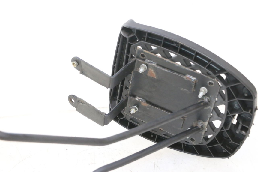 photo de GEPÄCKTRÄGER YAMAHA YP MAJESTY 125 (1998 - 2001) - Oberflächenzustand und Material