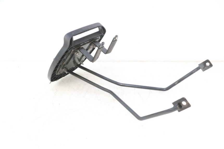 photo de GEPÄCKTRÄGER YAMAHA YP MAJESTY 125 (1998 - 2001) - Kennzeichnungen und Originalreferenzen