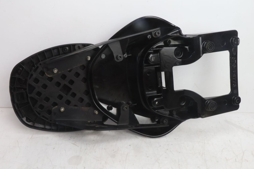 photo de GEPäCKTRäGER YAMAHA YP MAJESTY 125 (2007 - 2010) - Technische Nahaufnahme