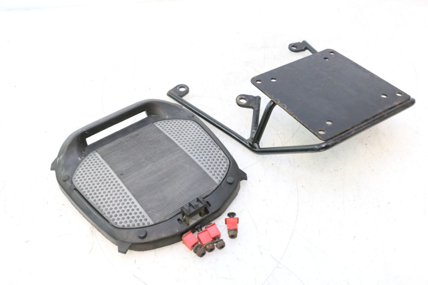 photo de GEPÄCKTRÄGER YAMAHA YP MAJESTY 125 (2002 - 2006) - Hauptansicht