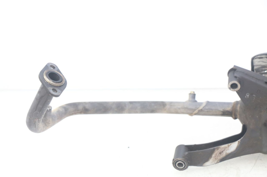 photo de AUSPUFFANLAGE KYMCO AGILITY DELIVERY 4T 50 (2018 - 2023) - Details der Befestigungspunkte