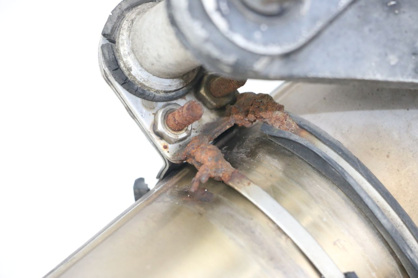 photo de AUSPUFFANLAGE KYMCO AGILITY RS 4T 50 (2009 - 2013) - Detailansicht des Bauteils