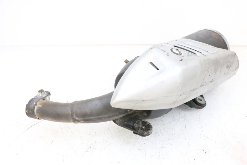 photo de AUSPUFF MAG POWER BOMBERS 4T 50 (2016 - 2026) - Details der Befestigungspunkte