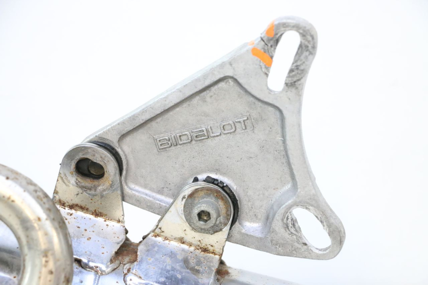 photo de AUSPUFF MBK BOOSTER ROCKET 50 (2004 - 2016) - Details der Befestigungspunkte