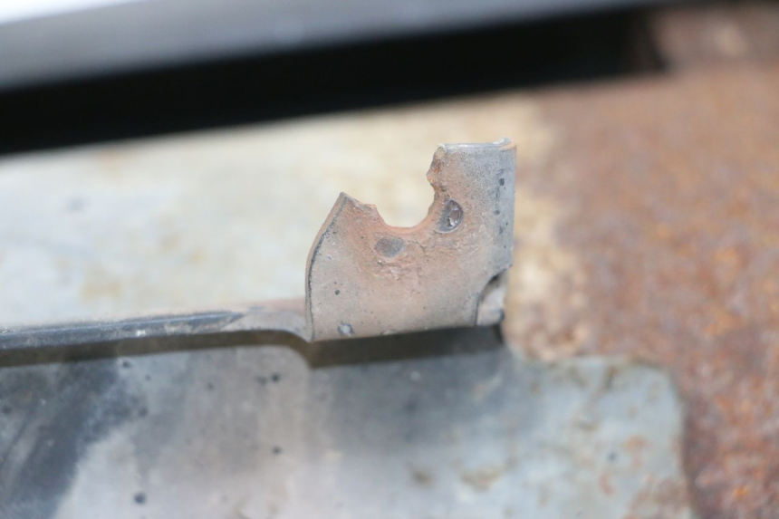 photo de AUSPUFF PEUGEOT CITYSTAR 50 (2013 - 2017) - Details der Befestigungspunkte