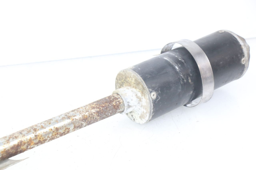 photo de AUSPUFFANLAGE LONCIN DIRT BIKE 125 - Zoom auf Gebrauchszustand