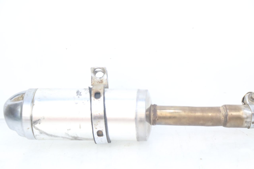 photo de AUSPUFFANLAGE APOLLO DIRT BIKE 125 (2010 - 2018) - Hochauflösende Nahaufnahme