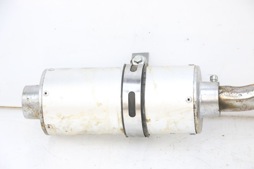 photo de AUSPUFF PROBIKE DIRT 140 - Fokus auf die Struktur