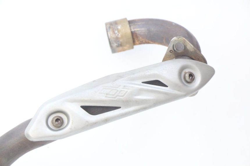 photo de AUSPUFFANLAGE XTRM FACTORY DIRTBIKE BSE 150 - Zoom auf Komponenten