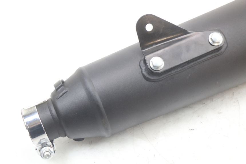 photo de RECHTS AUSPUFF ROYAL ENFIELD CONTINENTAL GT 650 (2019 - 2024) - Charakteristische Merkmale