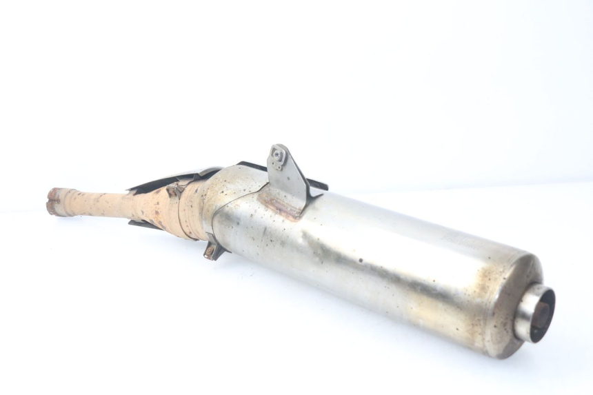 photo de RECHTS AUSPUFF YAMAHA TDM ABS 900 (2002 - 2014) - Hochauflösende Nahaufnahme