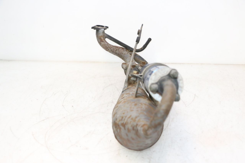 photo de AUSPUFF KEEWAY F-ACT NAKED 50 (2009 - 2014) - Details der Befestigungspunkte