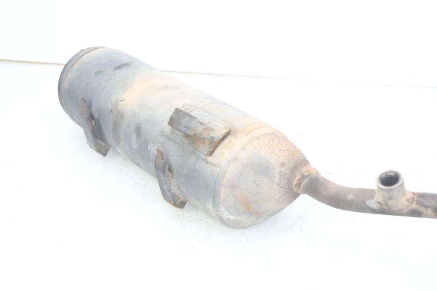 photo de AUSPUFFTOPF HONDA FES PANTHEON 125 (2003 - 2007) - Details der Befestigungspunkte