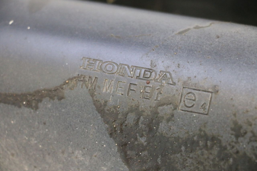photo de AUSPUFF HONDA FJS SILVER WING SILVERWING 400 (2005 - 2008) - Oberflächenzustand und Material