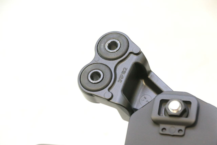 photo de AUSPUFF YAMAHA FZ8 800 (2010 - 2016) - Zoom auf Komponenten