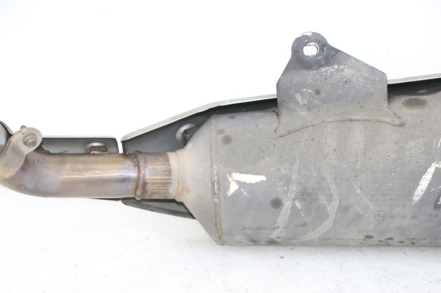 photo de AUSPUFF BMW G310 R 310 (2016 - 2020) - Hochauflösende Nahaufnahme