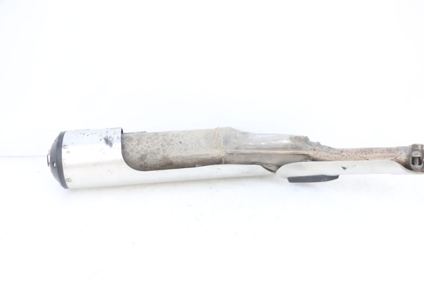 photo de LINKS AUSPUFFSYSTEM SUZUKI DL V STROM 1000 (2002 - 2007) - Technische Nahaufnahme