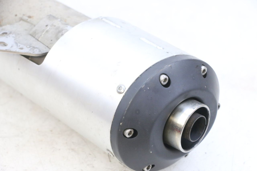 photo de LINKS AUSPUFFSYSTEM SUZUKI DL V STROM 1000 (2002 - 2007) - Kennzeichnungen und Originalreferenzen