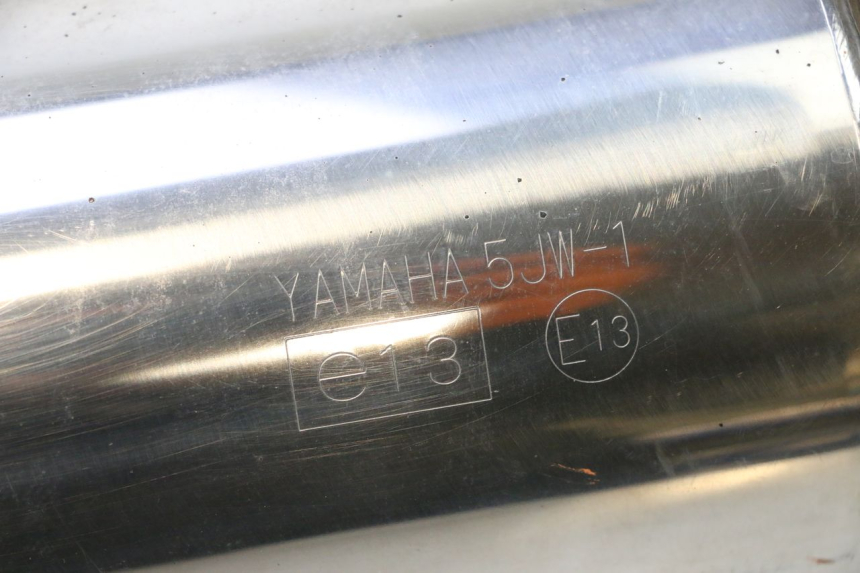 photo de LINKS AUSPUFF YAMAHA FJR 1300 (2001 - 2005) - Detailansicht des Bauteils
