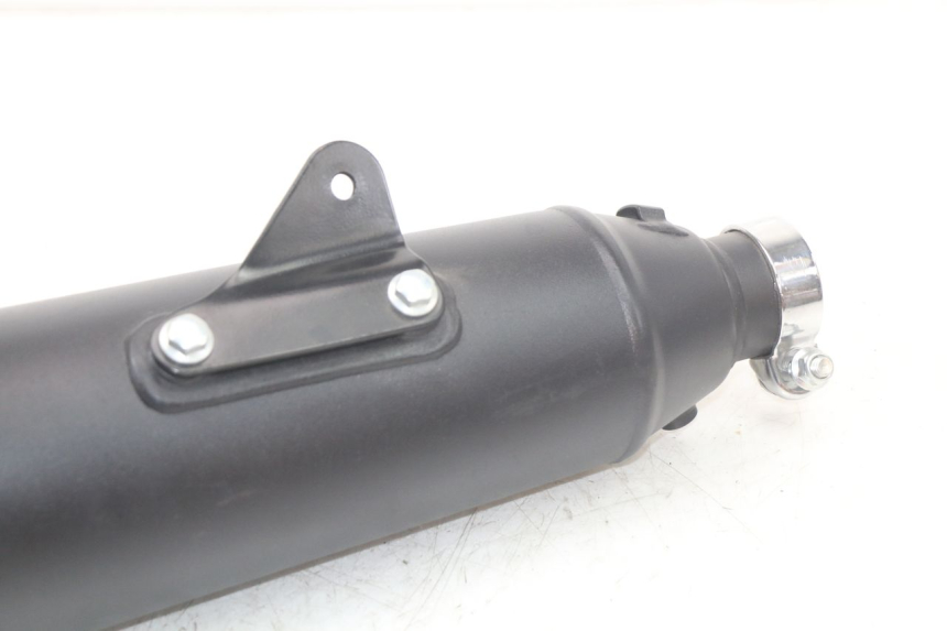 photo de LINKS AUSPUFF ROYAL ENFIELD CONTINENTAL GT 650 (2019 - 2024) - Charakteristische Merkmale