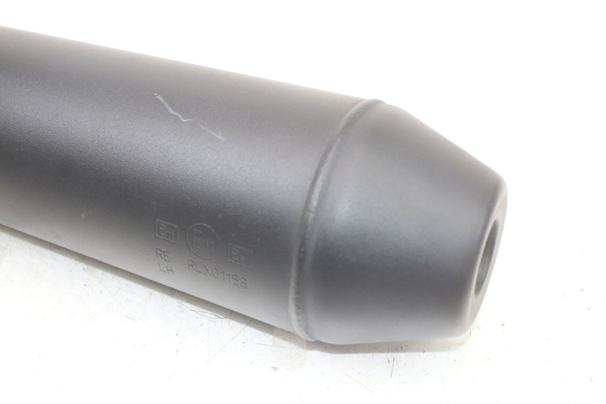 photo de LINKS AUSPUFF ROYAL ENFIELD CONTINENTAL GT 650 (2019 - 2024) - Zoom auf Gebrauchszustand