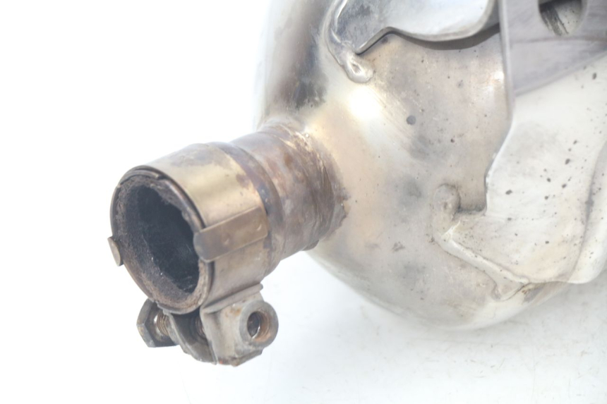 photo de AUSPUFFANLAGE PEUGEOT GEOPOLIS 400 (2007 - 2013) - Details der Befestigungspunkte