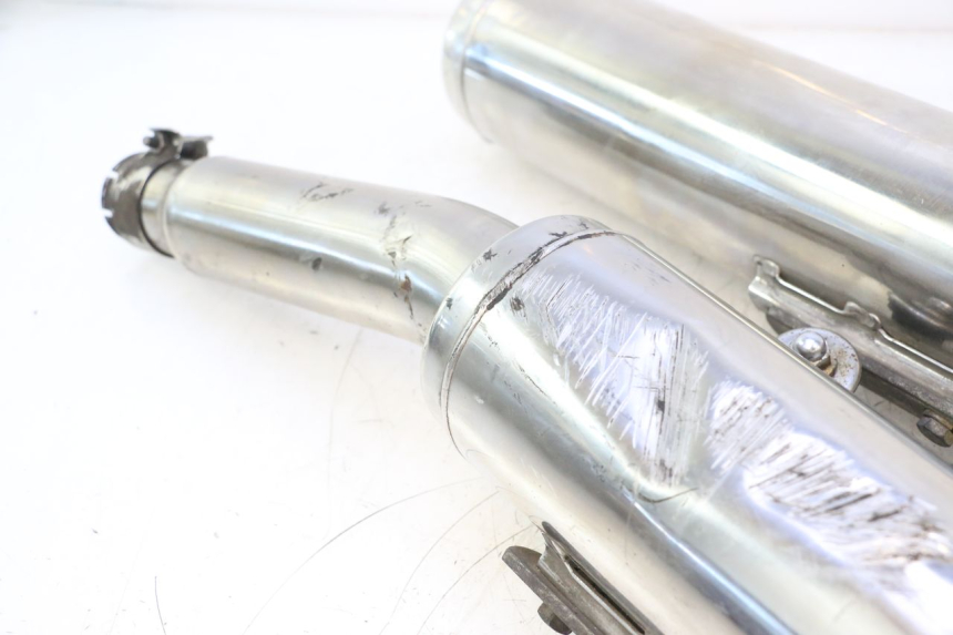photo de AUSPUFF KAWASAKI GPX F ZX750F 750 (1986 - 1990) - Oberflächenzustand und Material