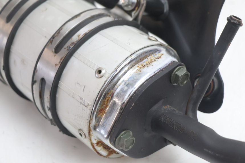 photo de AUSPUFFANLAGE KEEWAY HURRICANE 50 (2006 - 2019) - Details der Befestigungspunkte