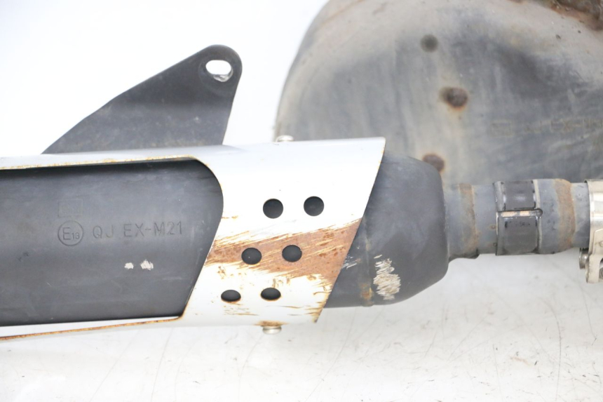 photo de AUSPUFF KEEWAY K-LIGHT KLIGHT 125 (2018 - 2025) - Zoom auf Gebrauchszustand