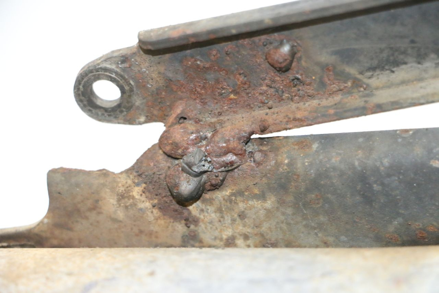 photo de AUSPUFFTOPF PEUGEOT KISBEE 2T 50 (2010 - 2017) - Technische Nahaufnahme