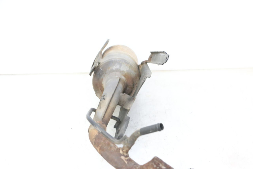 photo de AUSPUFFTOPF PEUGEOT KISBEE 2T 50 (2010 - 2017) - Details der Befestigungspunkte