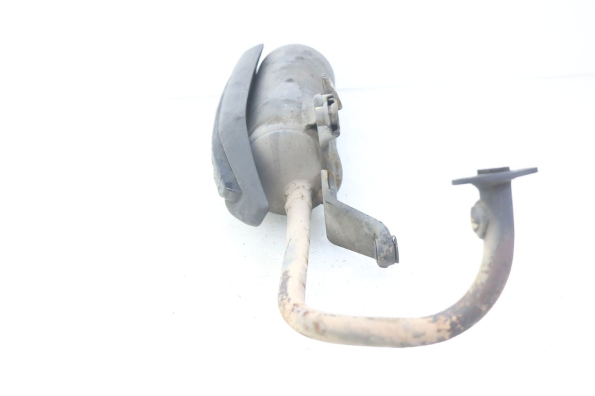 photo de AUSPUFFTOPF PEUGEOT KISBEE 4T 50 (2018 - 2022) - Details der Befestigungspunkte