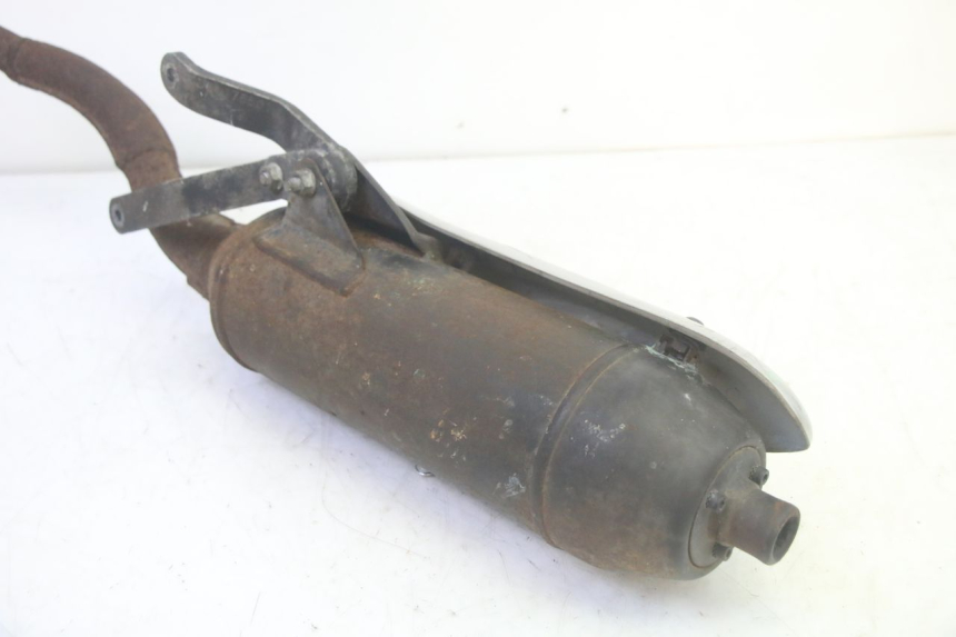 photo de AUSPUFFANLAGE PEUGEOT LUDIX 50 (2008 - 2017) - Zoom auf Komponenten