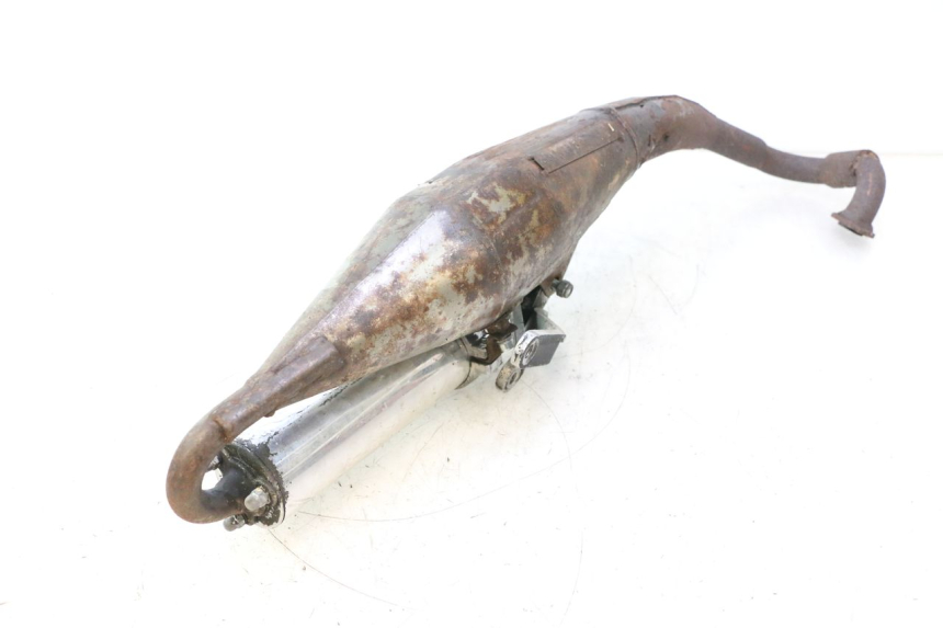 photo de AUSPUFFANLAGE PEUGEOT LUDIX 50 (2005 - 2007) - Hochauflösende Nahaufnahme