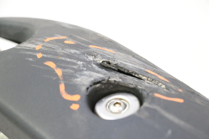 photo de AUSPUFFANLAGE PIAGGIO MP3 LT 400 (2007 - 2012) - Oberflächenzustand und Material