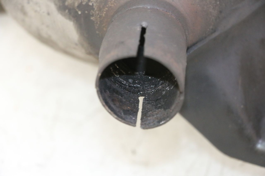 photo de AUSPUFF PIAGGIO MP3 125 (2006 - 2014) - Zoom auf Gebrauchszustand