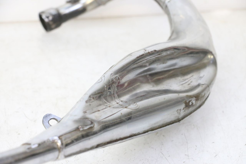 photo de AUSPUFF RIEJU MRT 50 (2018 - 2021) - Hochauflösende Nahaufnahme