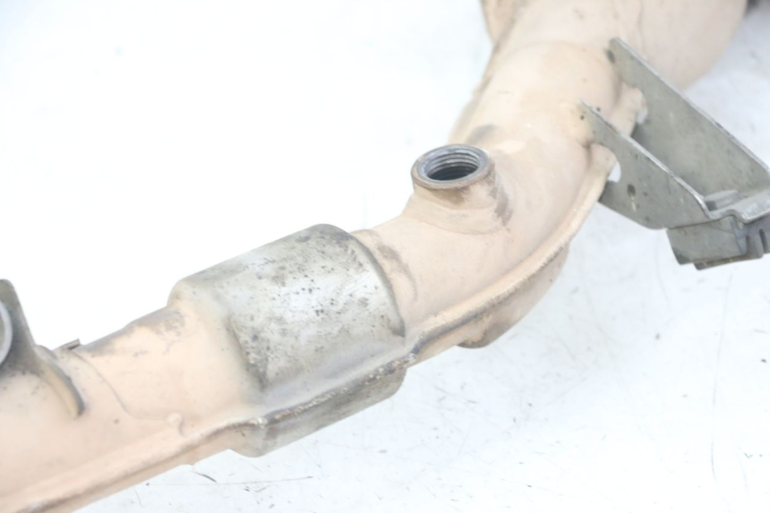 photo de AUSPUFF HONDA NTV DEAUVILLE ABS 700 (2007 - 2016) - Details der Befestigungspunkte