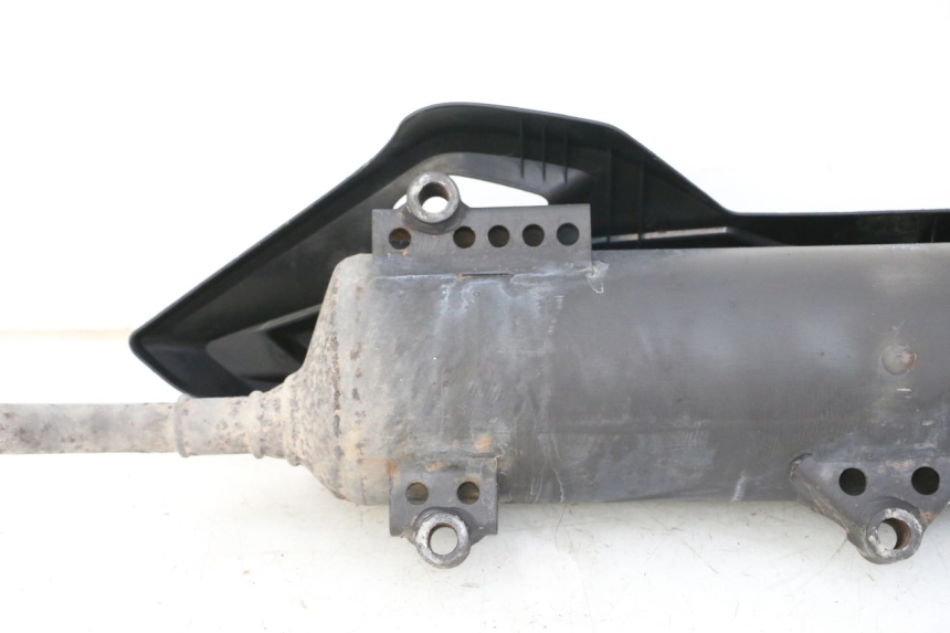 photo de AUSPUFF HONDA PCX (JF57/JF64) 125 (2014 - 2018) - Technische Nahaufnahme