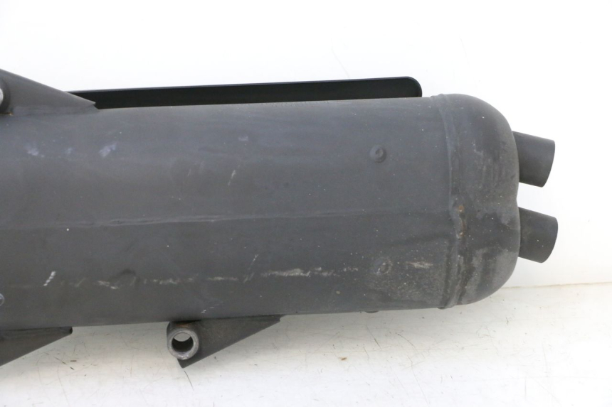 photo de AUSPUFF JM MOTORS R-MAX TECH 50 (2024 - 2026) - Details der Befestigungspunkte