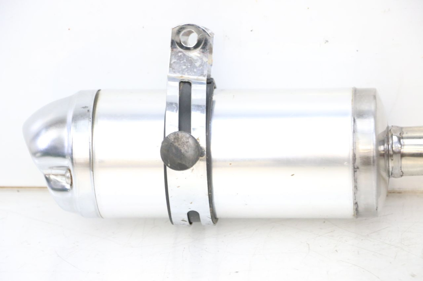 photo de AUSPUFFTOPF APOLLO RFZ 125 - Alternativer Blickwinkel