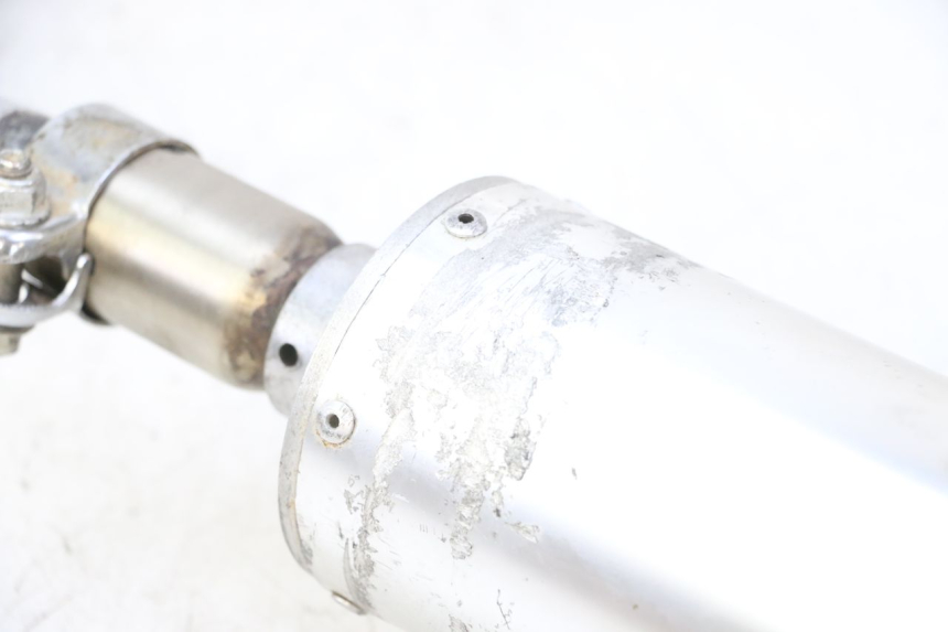 photo de AUSPUFFTOPF APOLLO RFZ 125 - Details der Befestigungspunkte