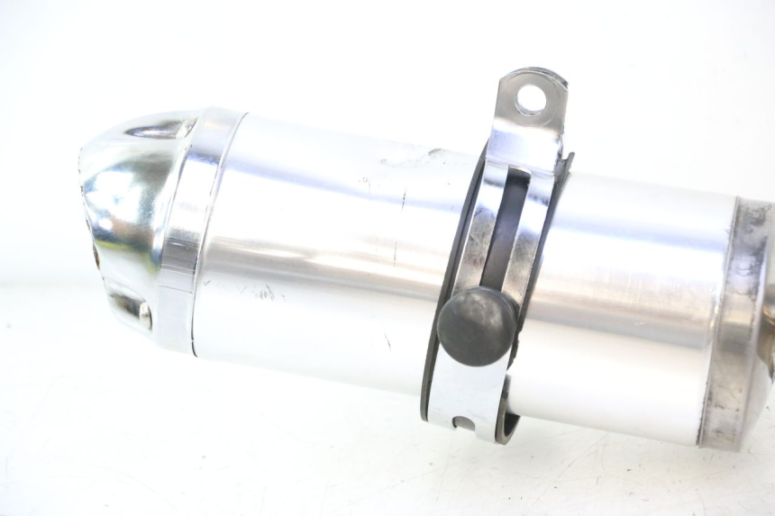 photo de AUSPUFFANLAGE APOLLO RFZ 150 - Oberflächenzustand und Material