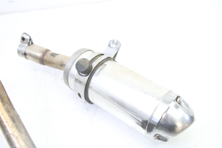 photo de AUSPUFFANLAGE APOLLO RXF 125 - Charakteristische Merkmale