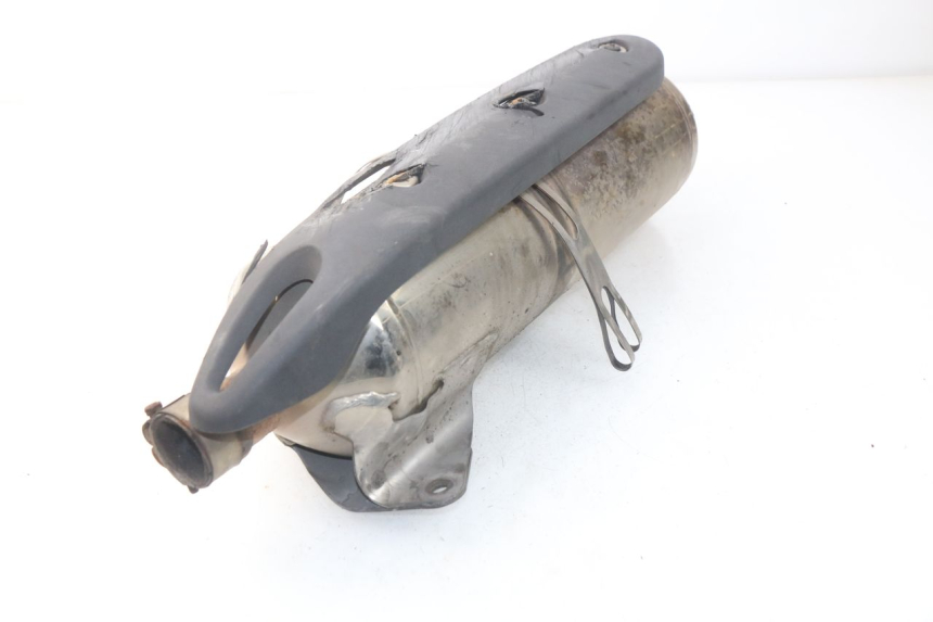 photo de AUSPUFF PEUGEOT SATELIS 500 (2007 - 2013) - Details der Befestigungspunkte