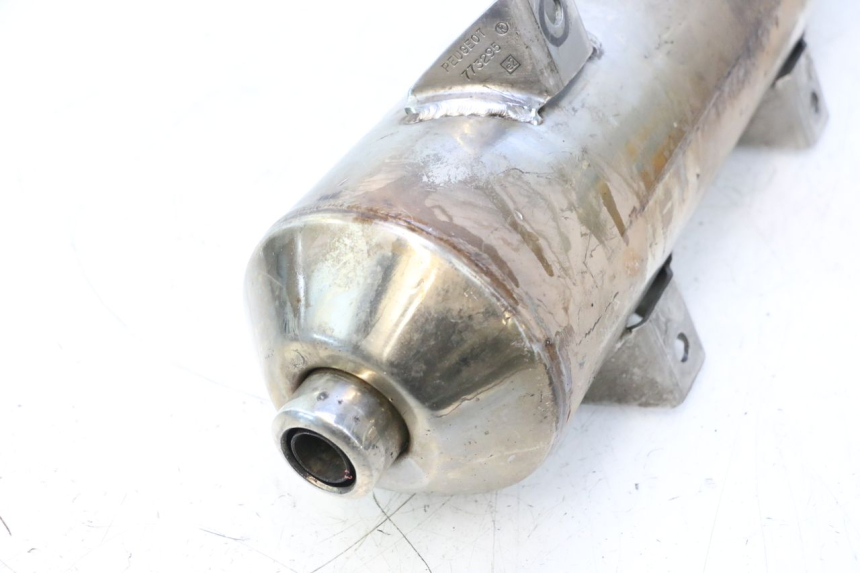 photo de AUSPUFFANLAGE PEUGEOT SATELIS 125 (2006 - 2009) - Technische Nahaufnahme
