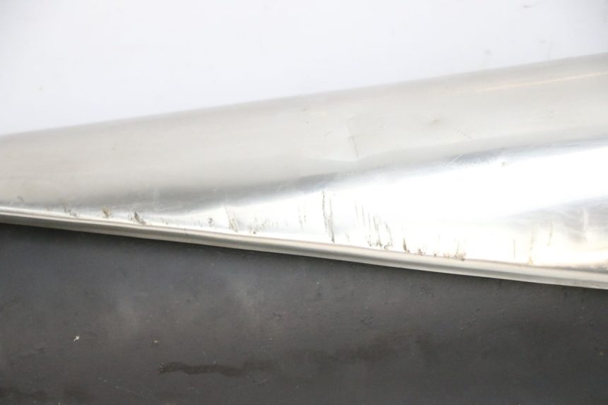 photo de AUSPUFF APRILIA SCARABEO GT TOURING 125 (1999 - 2005) - Zoom auf Komponenten