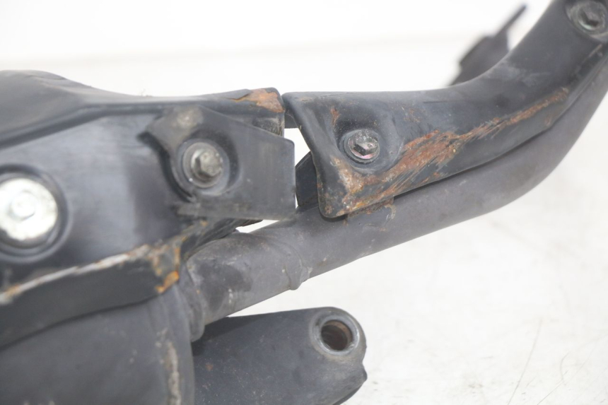 photo de AUSPUFFTOPF HONDA SCV LEAD 100 (2003 - 2007) - Details der Befestigungspunkte