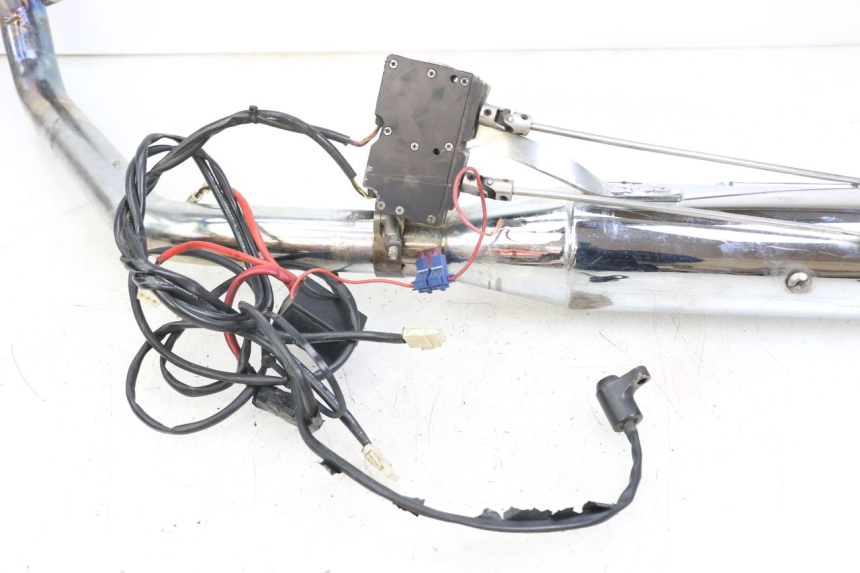 photo de AUSPUFF HARLEY DAVIDSON SPORTSTER XL CUSTOM 1200 (2003 - 2004) - Technische Nahaufnahme